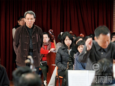 蕭烱柱感動天水圍學生不放棄